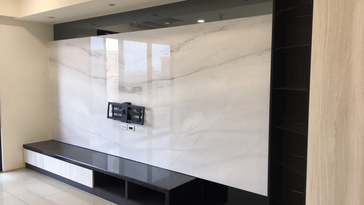 大理石電視牆｜8種牆面大理石設計案例分享｜聯利石材-1